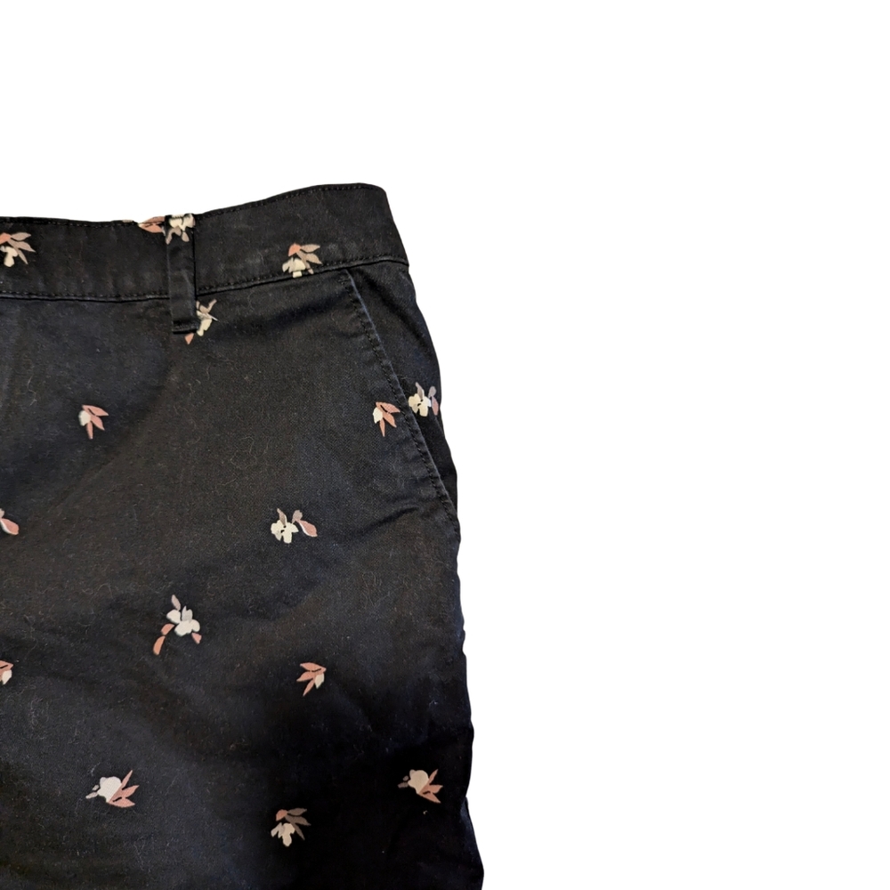 A New Day Stretch Shorts | Size 16 | Floral Print - Picture 3 of 6
